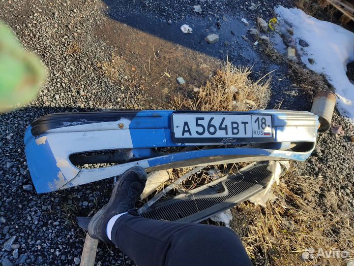 Передний бампер на ford sierra