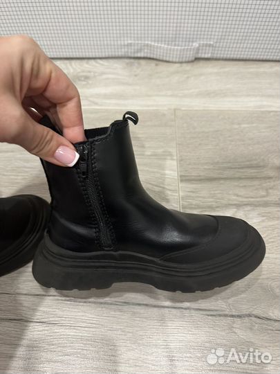 Ботинки zara для девочки 29