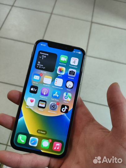 iPhone X, 64 ГБ