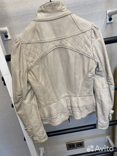 Куртка кожаная женская 34 размер