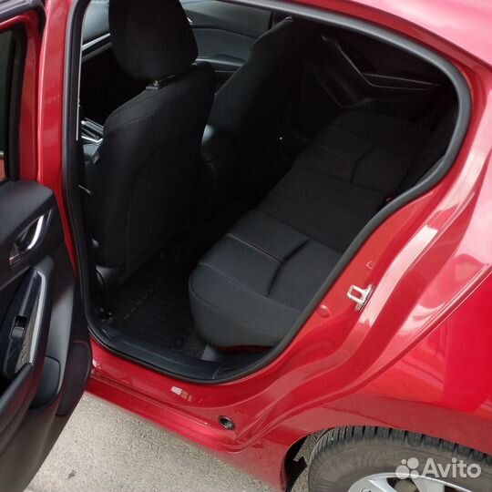 Mazda 3 1.5 AT, 2018, 61 000 км