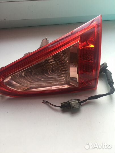 Стопак задний правый на Инфинити ех35