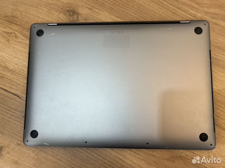 Macbook pro 15 2017 i7 16gb