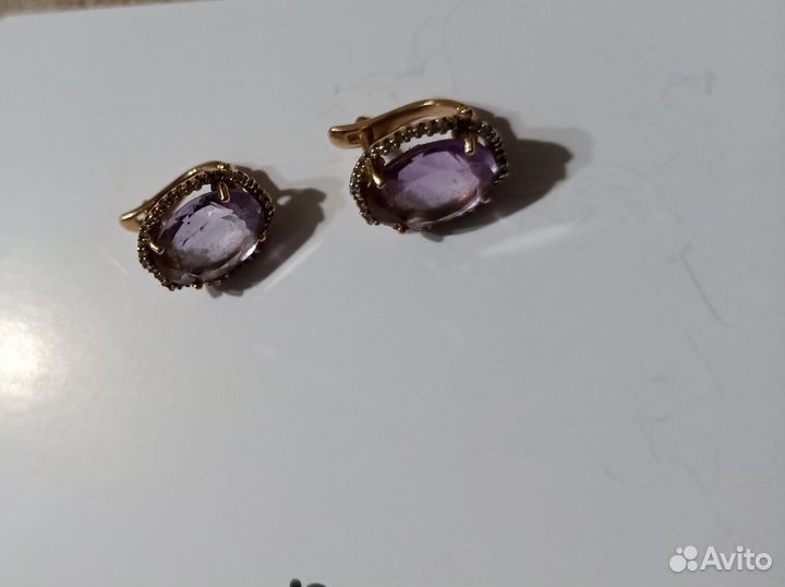 Золотые серьги