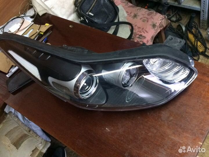 Фара правая Kia Sportage 4 QL