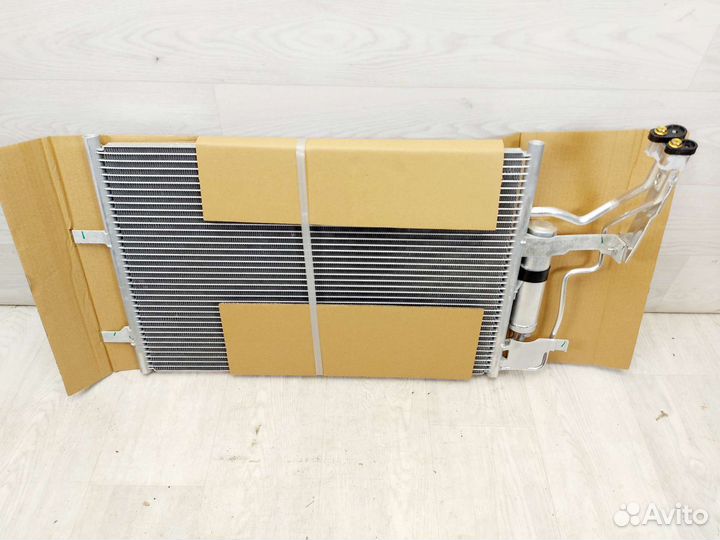 Радиатор кондиционера Mazda 3BK. 2003-2009