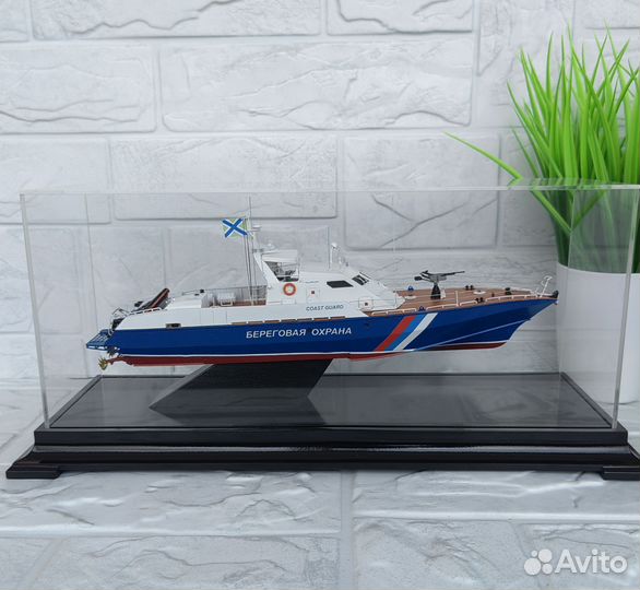 Модель катера