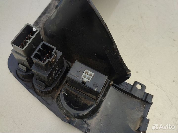 Daewoo nexia рамка щитка приборов