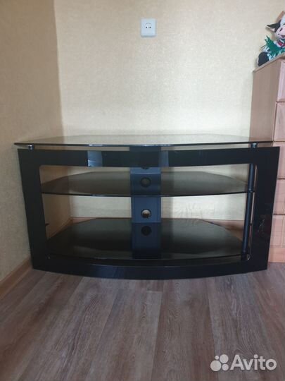 Тумба под телевизор новая