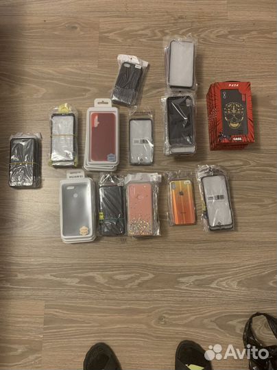 Чехлы на телефон