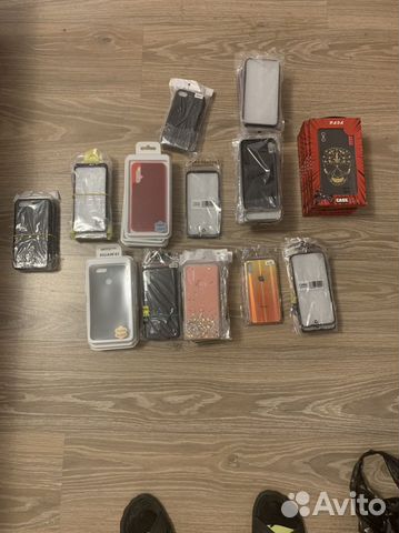 Чехлы на телефон