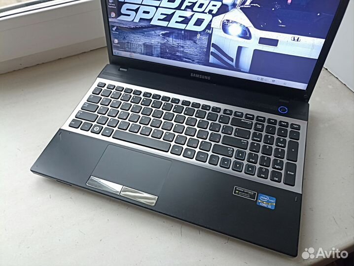 Ноутбук игровой i5/10Gb/SSD