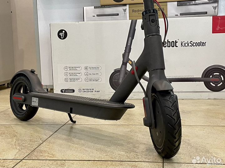 Электросамокат Xiaomi M365 (без пробега) новый