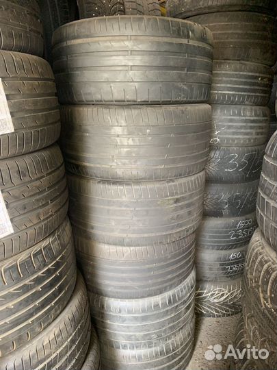 Michelin Pilot Sport 4 295/35 R21