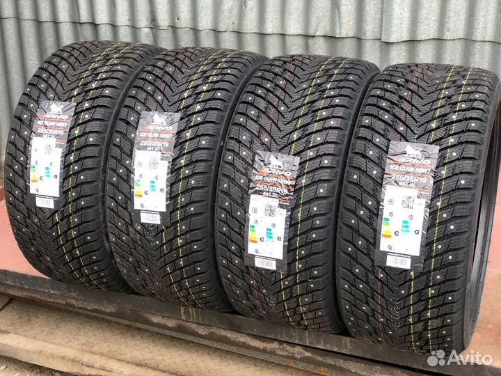 Arivo Ice Claw ARW7 255/35 R19 96T