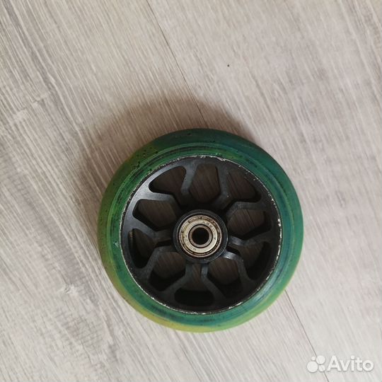 Колëса для трюкового самоката