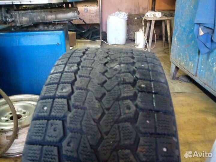 Yokohama 704R 6.5/55 R16 и 6.50/55 R16 27W