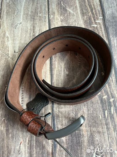 Мужской кожаный ремень