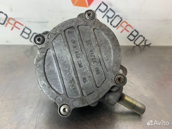 Насос вакуумный Mercedes C-Class W203 OM646 2.2