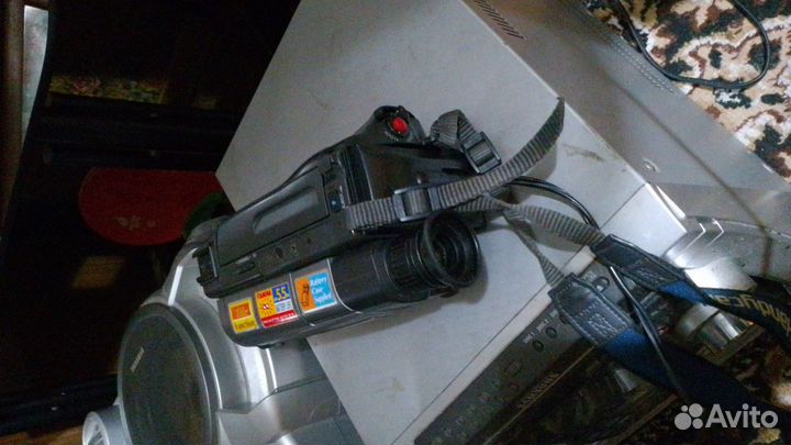 Видеокамера sony ccd tr502e