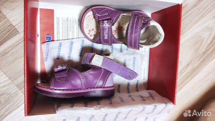Босоножки для девочки
