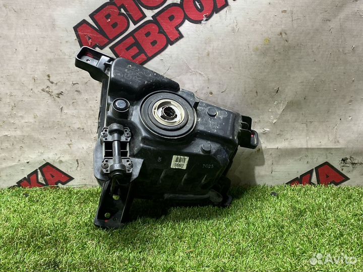 Передняя правая противотуманка хендай крета