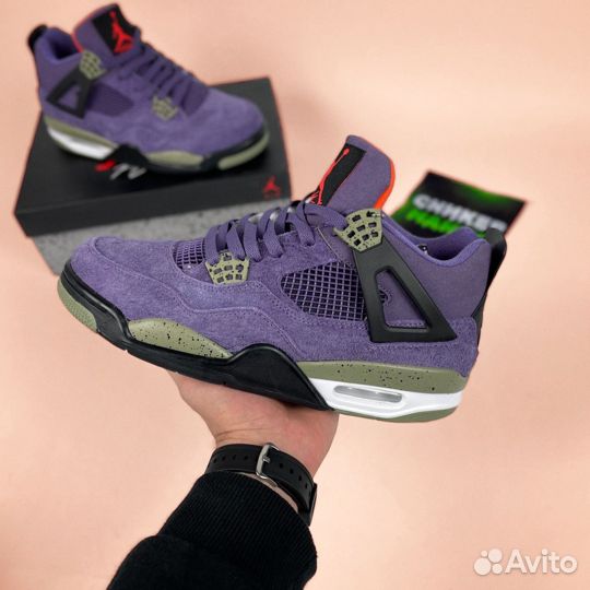 Air Jordan 4 Retro