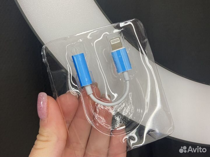 Переходник Lightning на AUX для iPhone 12 Prо