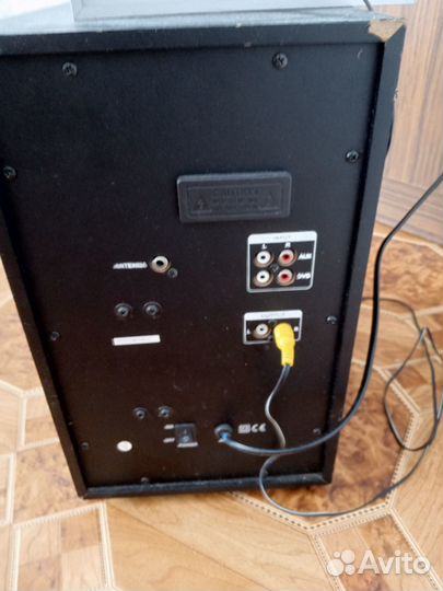 Музыкальный центр с сабвуфером