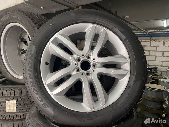 R20 Pirelli Scorpion Winter 275/50, PCD 5x112 DIA 66.6