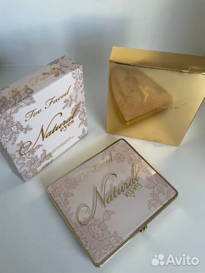 Too faced natural eyes палетка теней для век