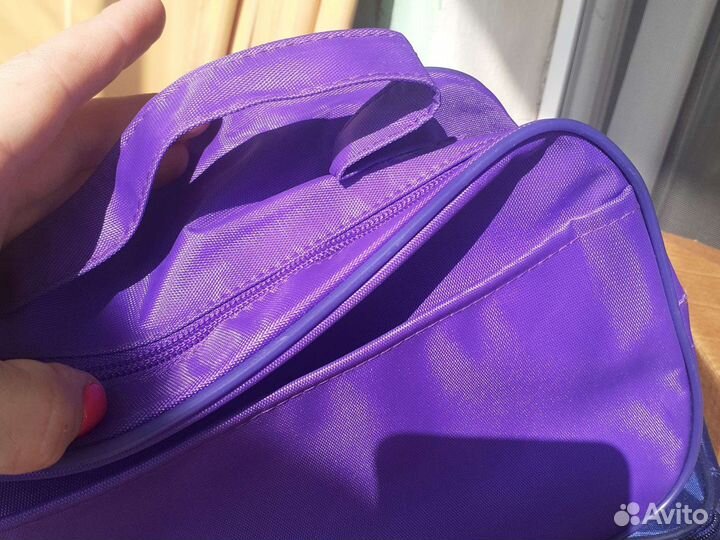 С ручкой сумка чемоданчик