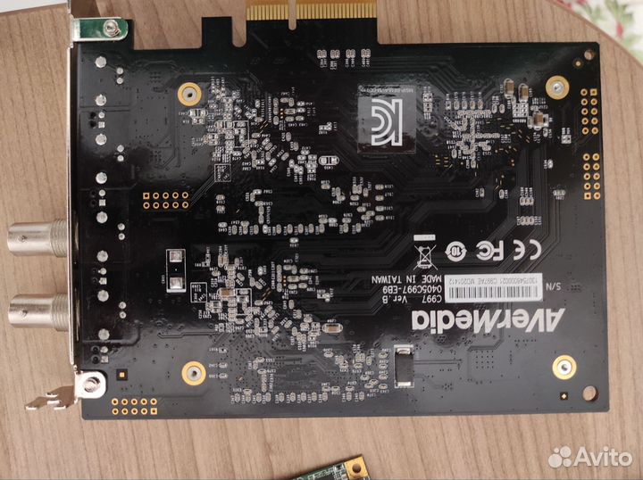 Карта видеозахвата avermedia