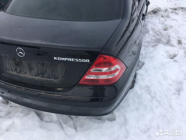Фонарь задний Mercedes Benz W203 2006 г