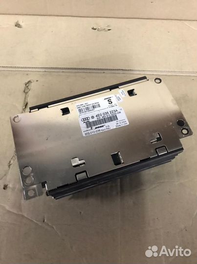 Усилитель звука Bose Audi A8