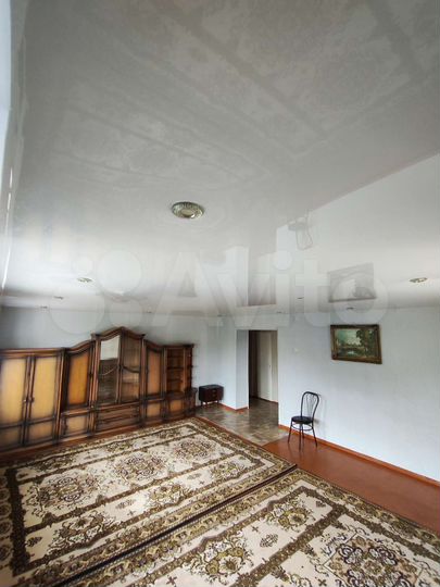 1-к. квартира, 52 м², 3/9 эт.