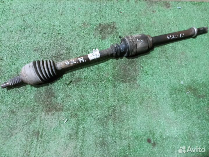 Полуось передняя правая Renault Scenic II (2003—20