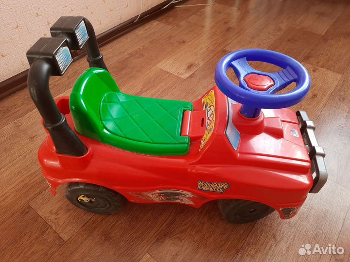 Детская машинка