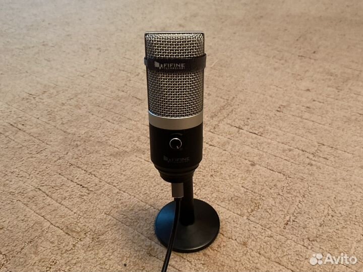 Студийный микрофон Fifine