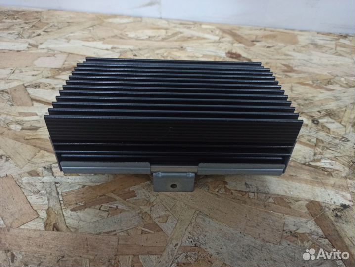 Усилитель звука HiFi BMW X5 E70