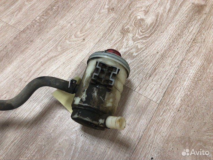 Бачок гур Honda Pilot 2 2008-2011