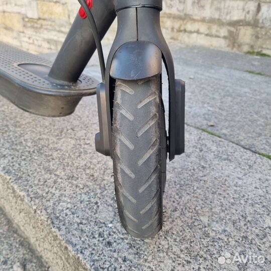 Электросамокат Xiaomi m365 pro, 30 км/4, оригигал