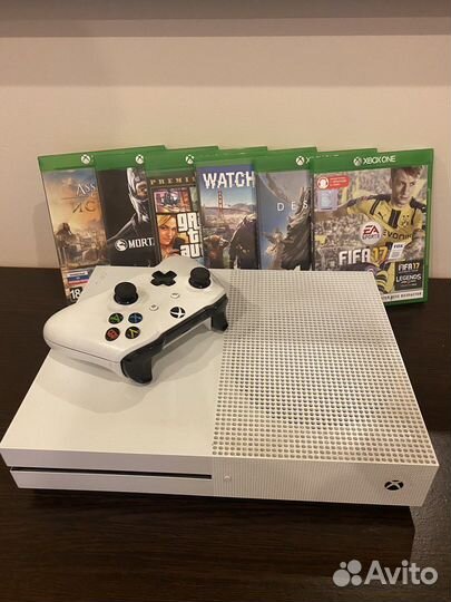 Xbox One s 1tb с играми