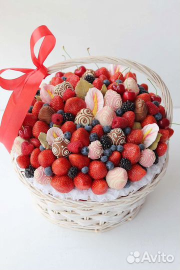 Клубника в шоколаде букеты/коробки