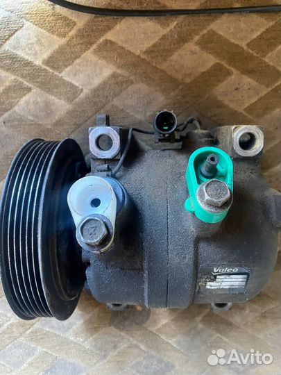 Компрессор кондиционера Nissan Almera Classic (B10