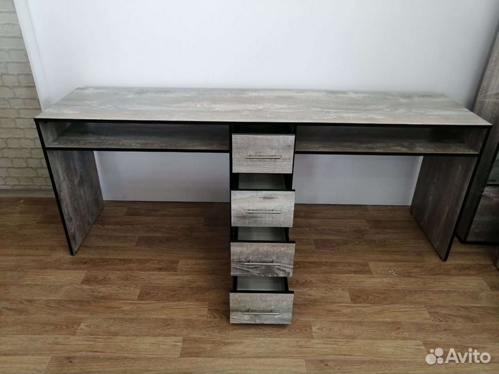 Маникюрный стол на 2 мастера