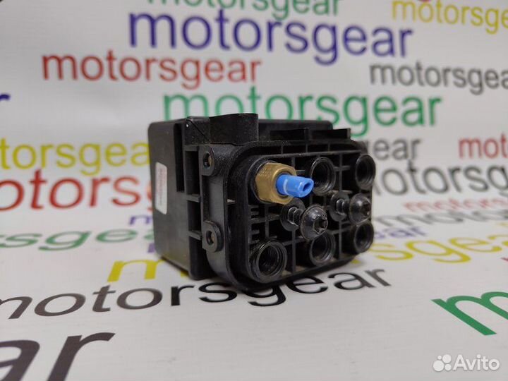 Блок клапанов пневмокомпрессора Volkswagen Touareg