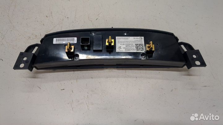 Переключатель отопителя Chevrolet Traverse