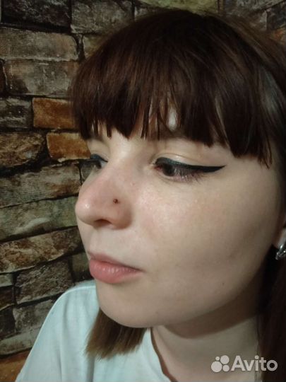 Девушки на пирсинг носа, ушей, смайлы и септум