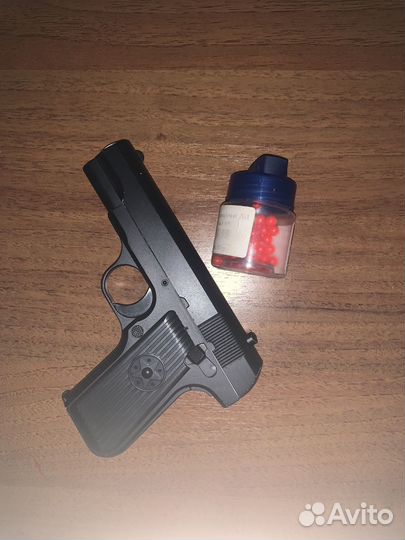 Пистолет на пульках